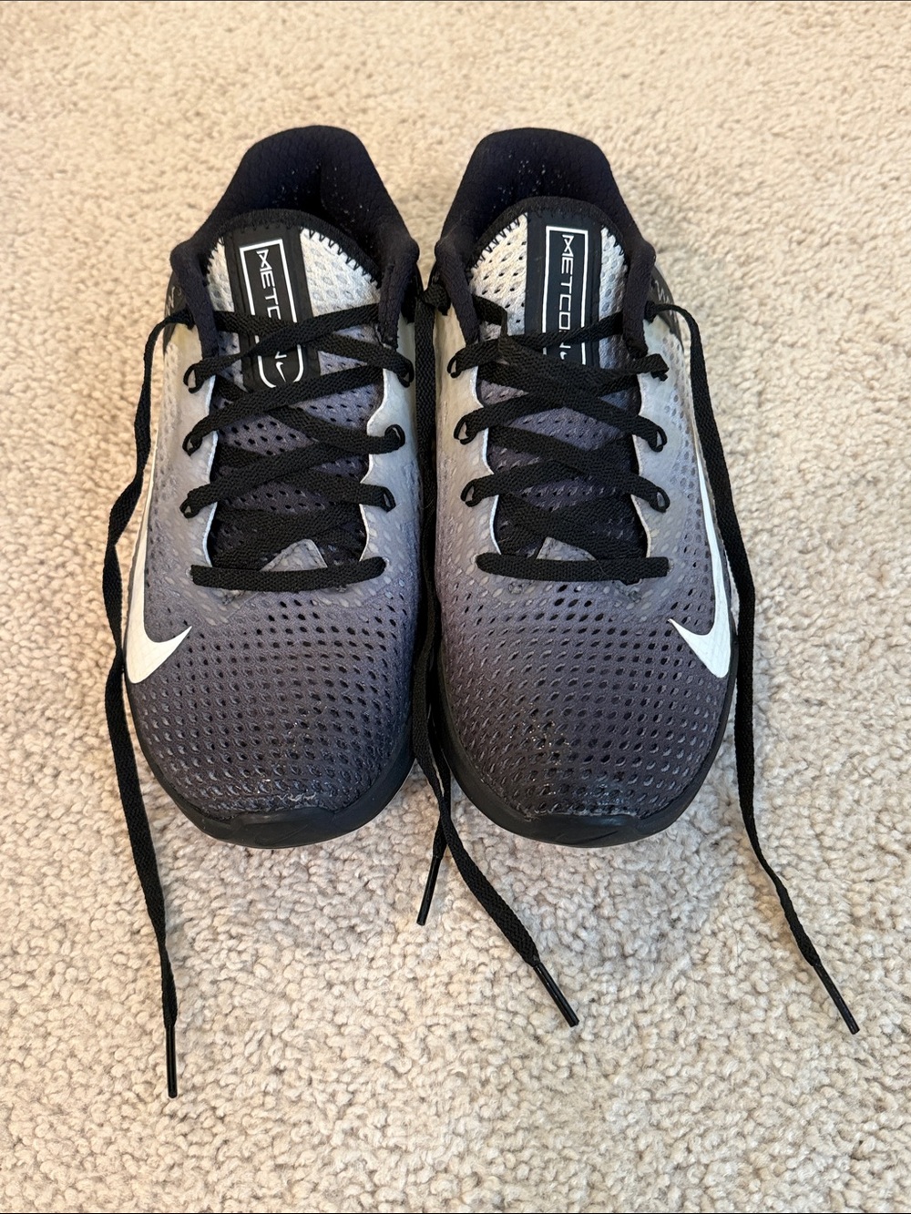 Women’s Nike Metcon6 Black and Gray Sneakers